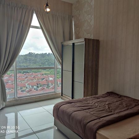 Bangi Gateway Service Apartment Kampong Sungai Ramal Dalam エクステリア 写真