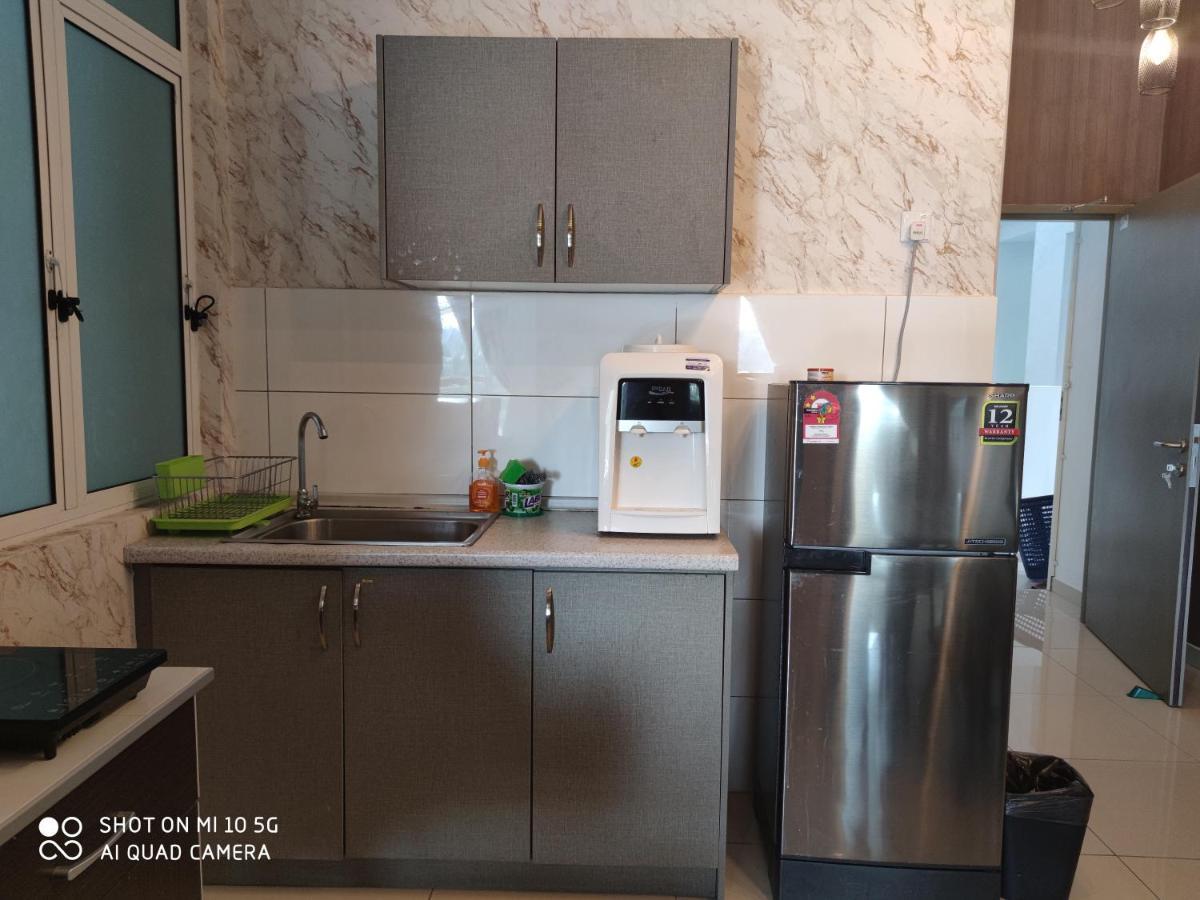Bangi Gateway Service Apartment Kampong Sungai Ramal Dalam エクステリア 写真